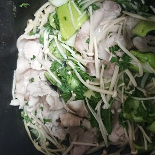 小松菜と豚肉の塩ゆで